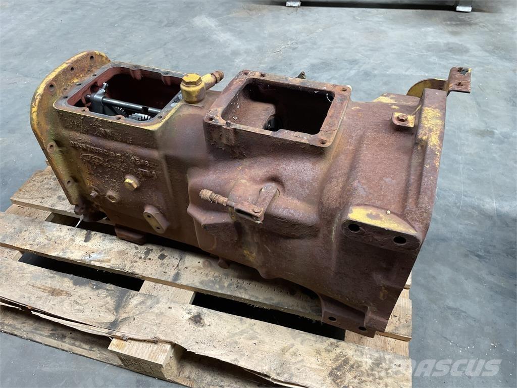 Ford 550 Gearkasse Przekładnie i skrzynie biegów
