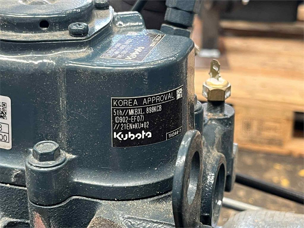 Kubota D902-EF07 motor Silniki