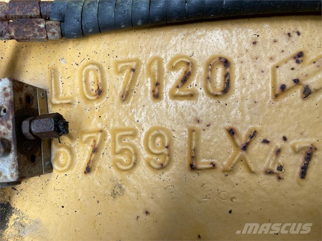 Liebherr LR632 Link arm Inne akcesoria