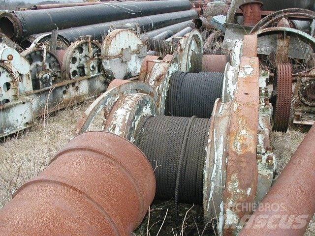  Piloteringsspil 3 tromler Podnośniki, wciągarki i windy towarowe