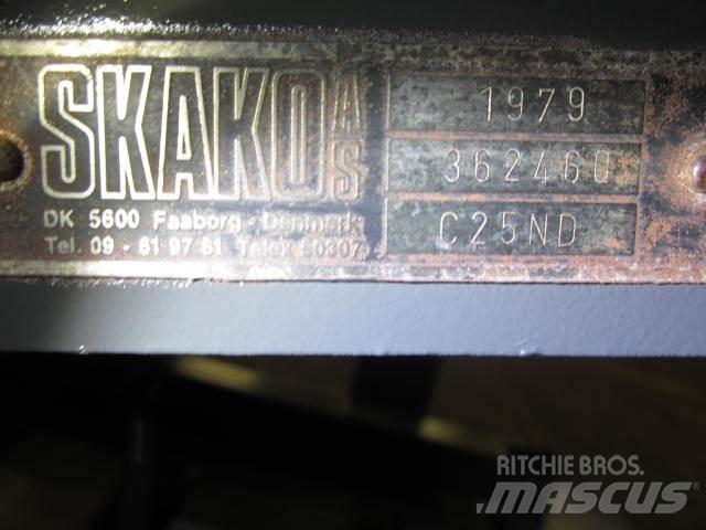Skako el-føder Podajniki-dozowniki