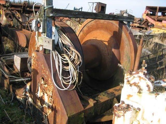  Spil - vægt ca. 7 ton Podnośniki, wciągarki i windy towarowe