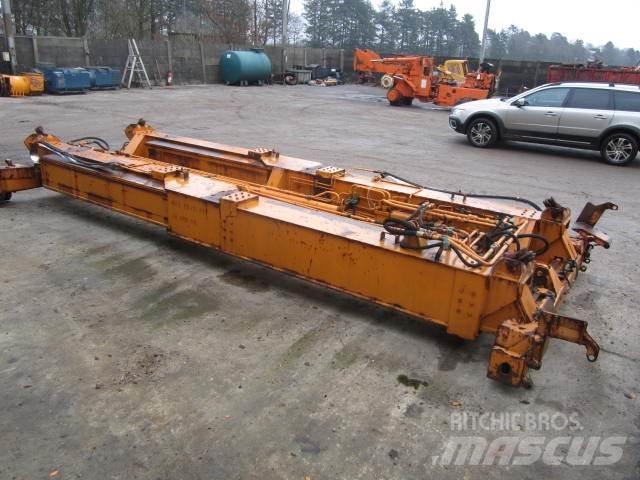  Spreader 20 to 40 ft. Kontenery magazynowe