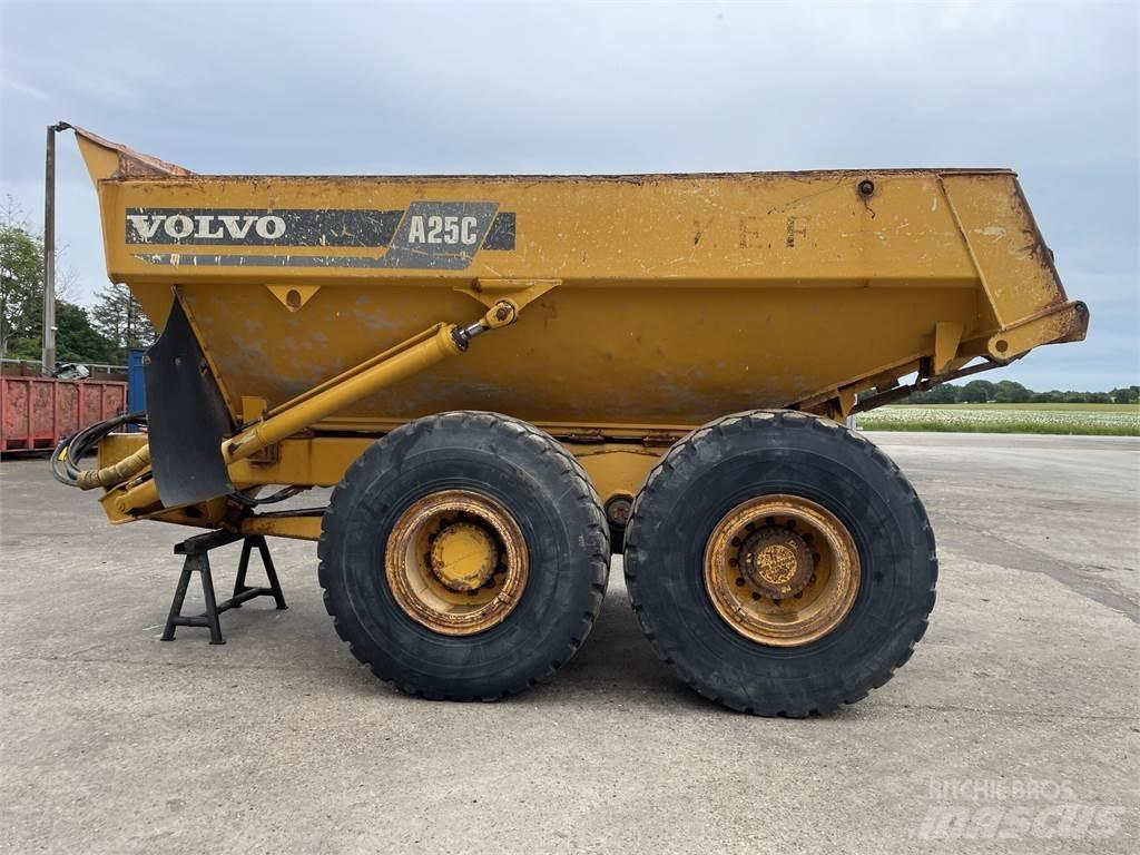 Volvo A25C dumpervogn 6x6 Wozidła kolebkowe