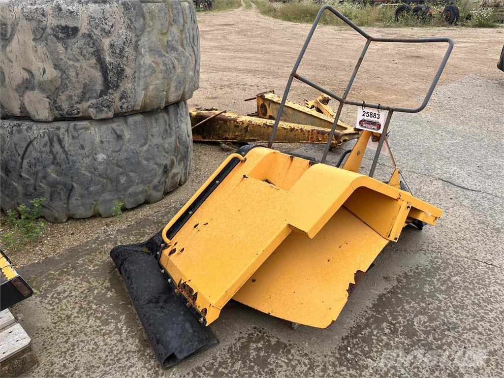 Volvo L220E højre bagskærm Inne akcesoria