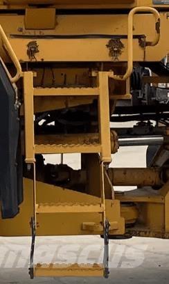 Volvo L220E trappe Inne akcesoria