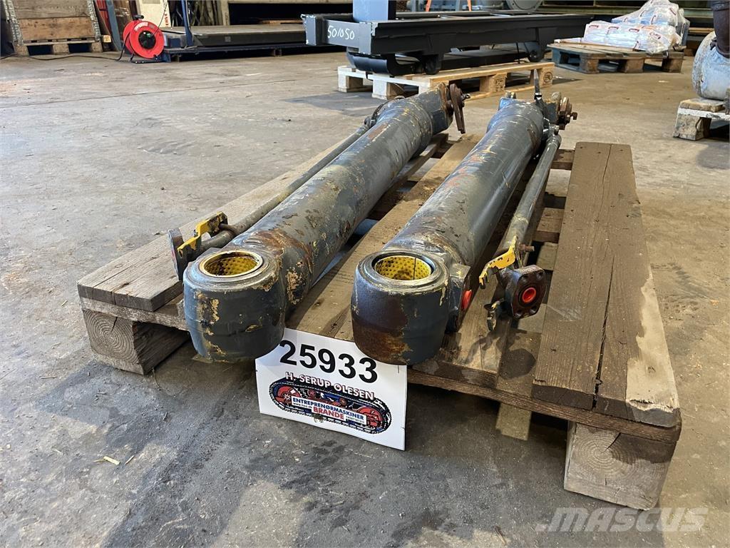 Volvo L70B løftecylinder Hydraulika