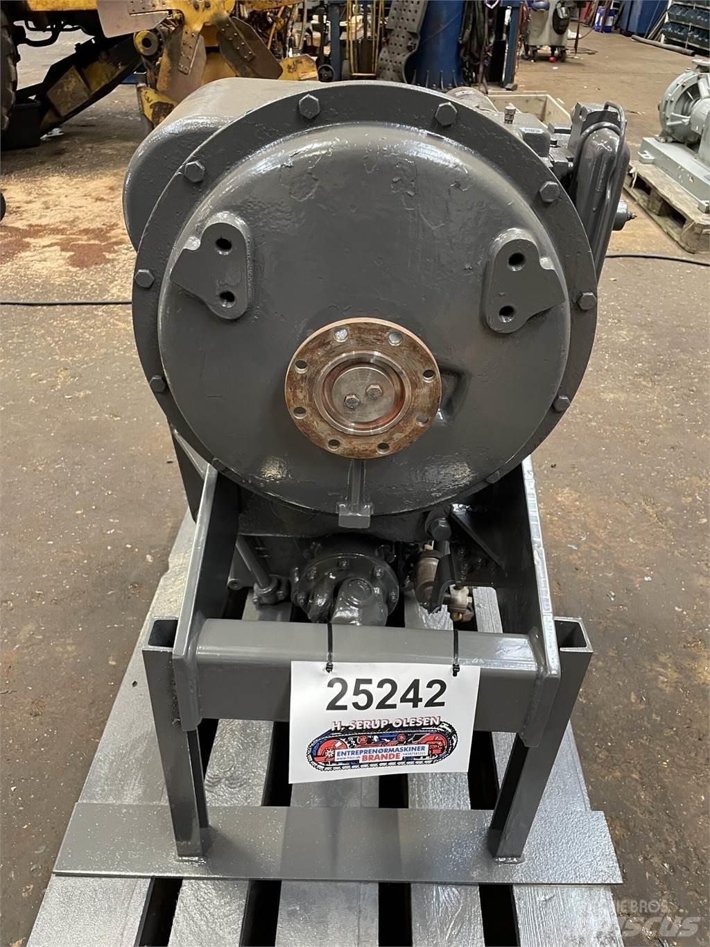 ZF 3WG-180 transmission Przekładnie i skrzynie biegów
