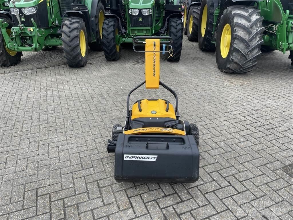  FX22 Kosiarki na pola golfowe i stadiony