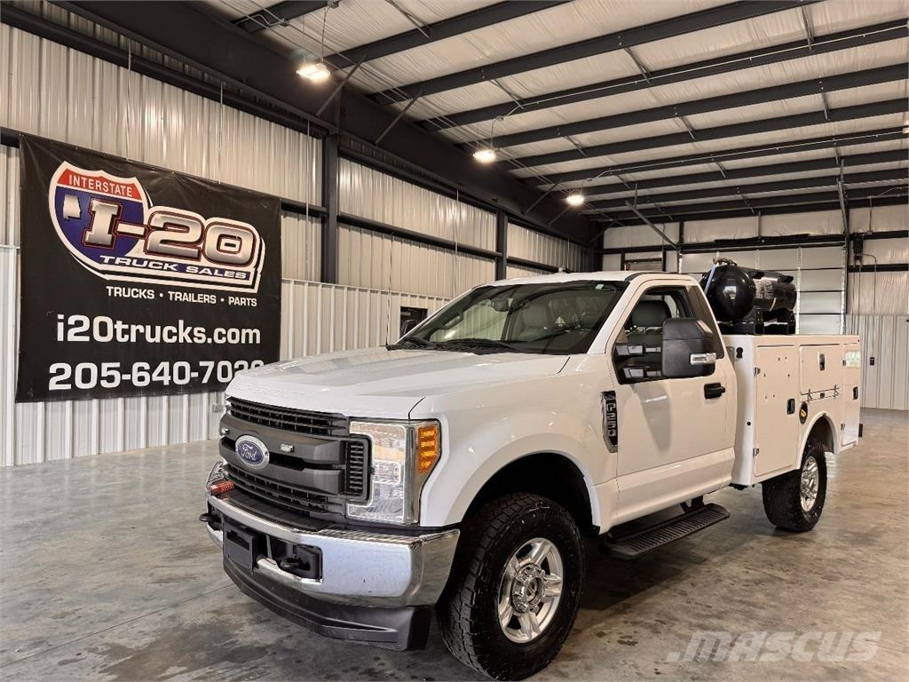 Ford F-250 Pojazdy komunalne
