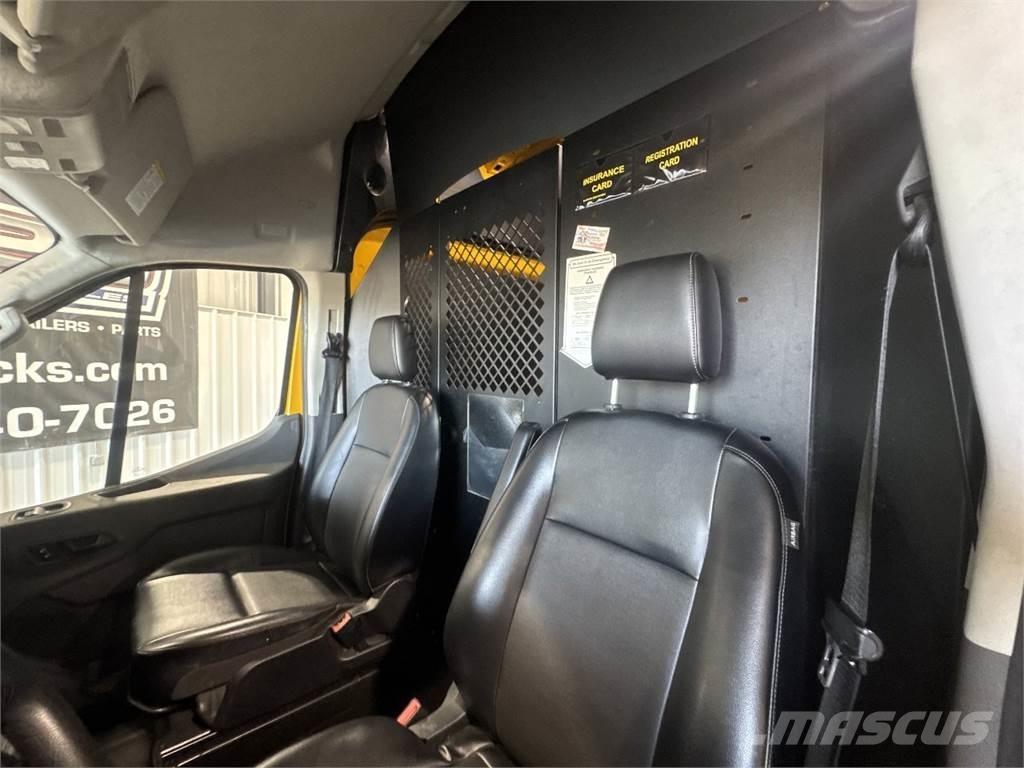 Ford Transit 250 Pick-upy / Pojazdy z otwieranymi burtami