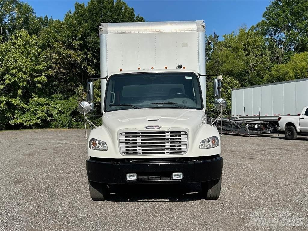 Freightliner M2 Samochody ciężarowe ze skrzynią zamkniętą