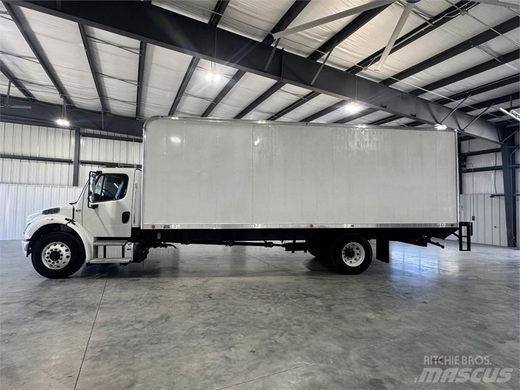 Freightliner M2 Samochody ciężarowe ze skrzynią zamkniętą