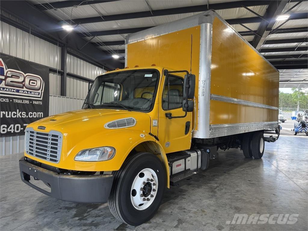 Freightliner M2 Samochody ciężarowe ze skrzynią zamkniętą