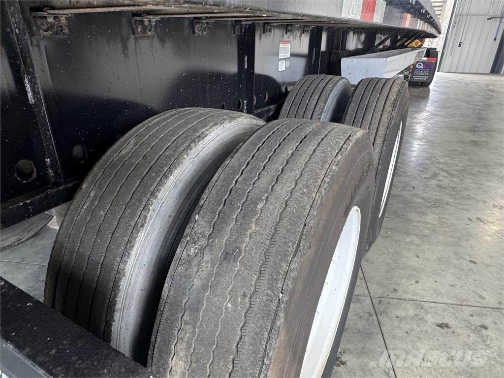 Great Dane Flatbed Platformy / Przyczepy z otwieranymi burtami