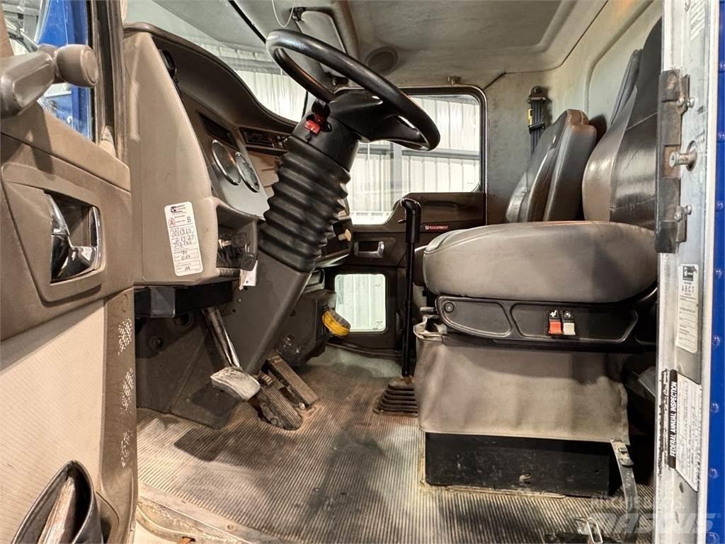 Kenworth T370 Ciężarówki typu Platforma / Skrzynia