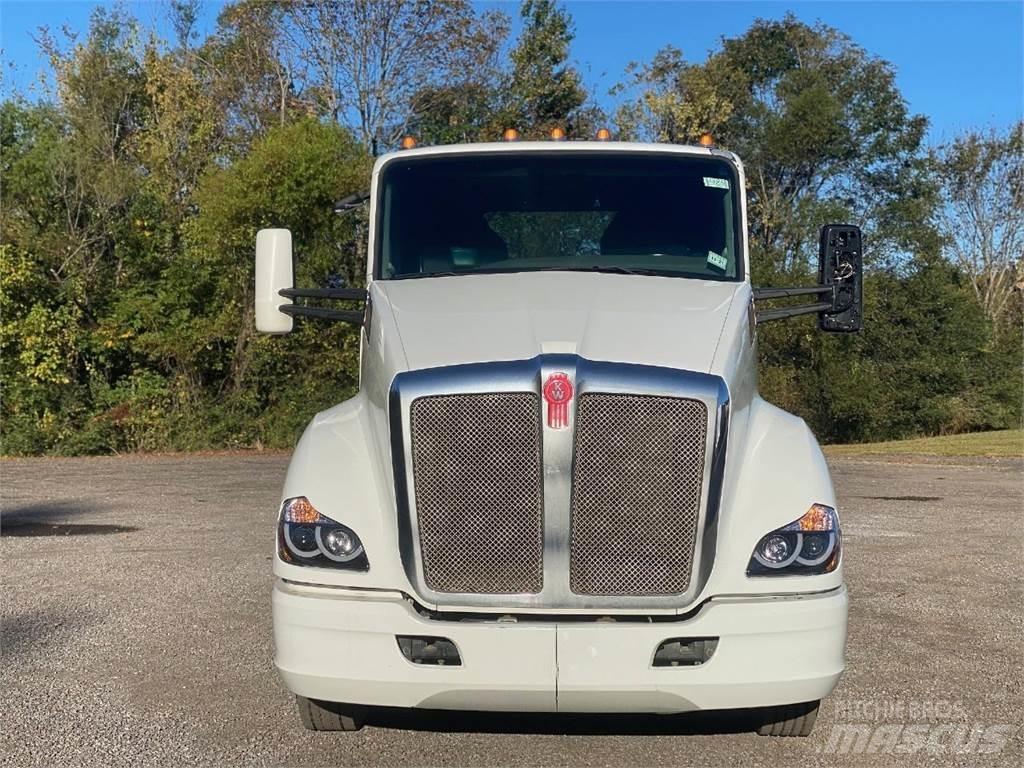 Kenworth T680 Ciągniki siodłowe