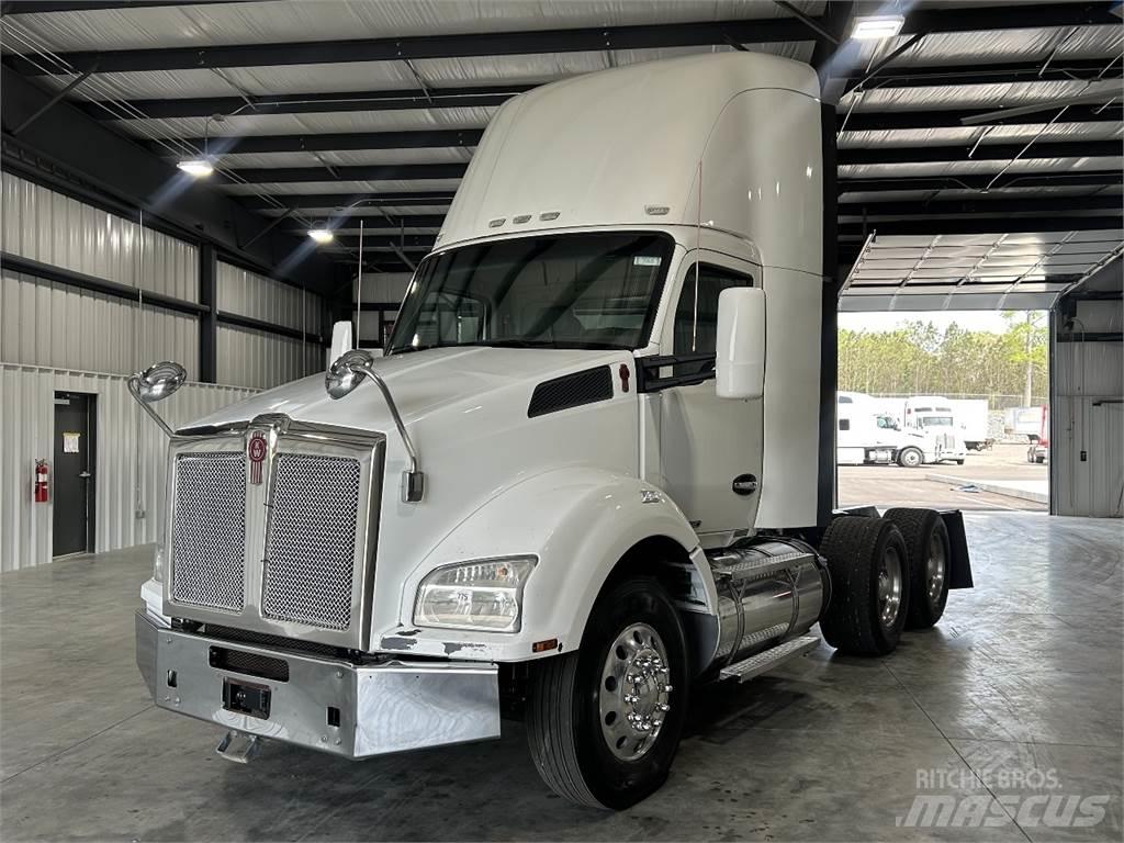 Kenworth T880 Ciągniki siodłowe