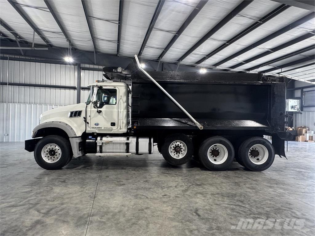 Mack GU713 Wywrotki