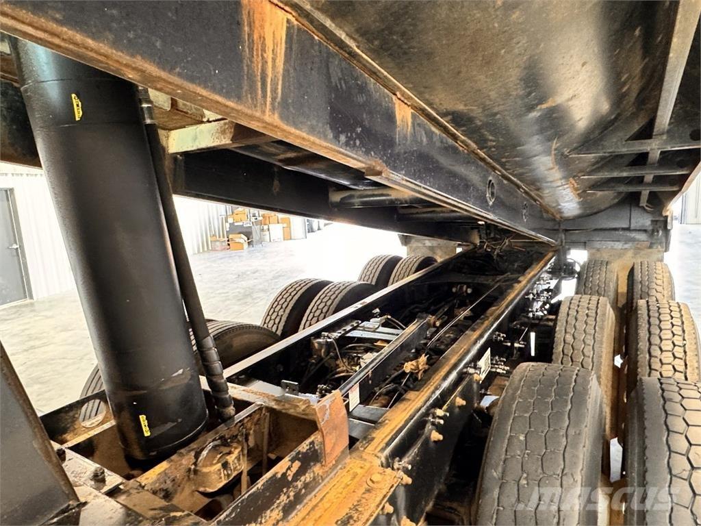 Mack GU713 Wywrotki