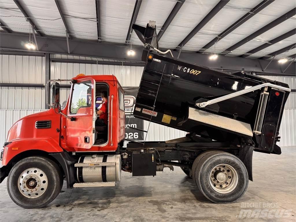 Mack MD6 Wywrotki