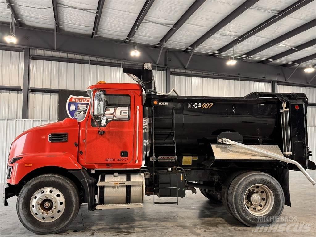 Mack MD6 Wywrotki
