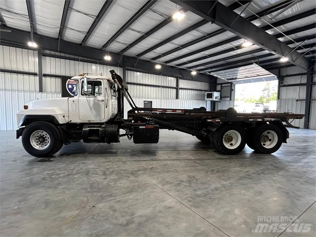 Mack RD688S Kontenerowce / BDF