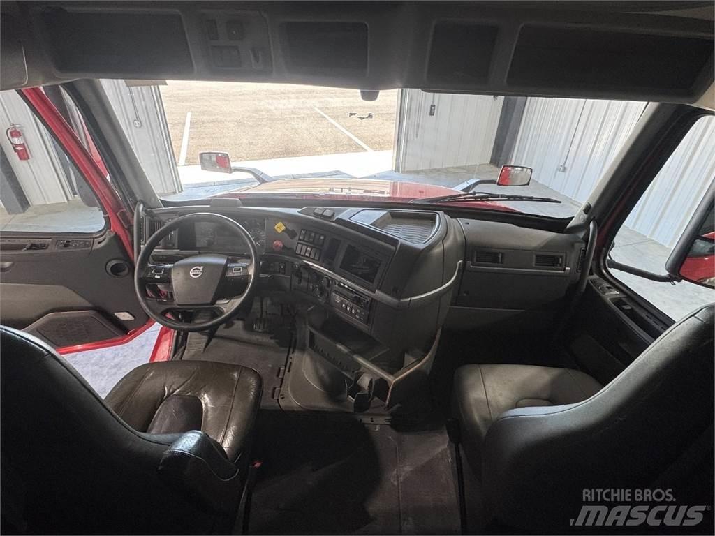 Volvo VNL64T740 Ciągniki siodłowe