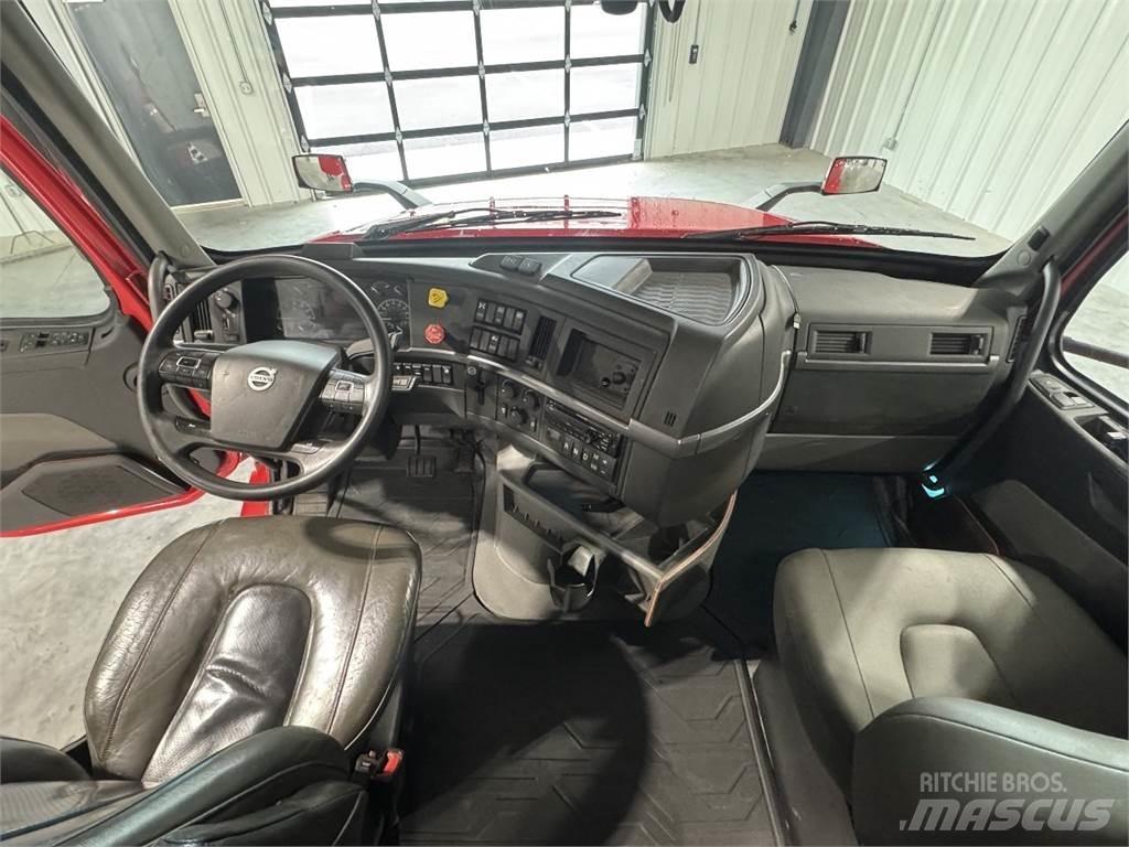 Volvo VNL64T740 Ciągniki siodłowe