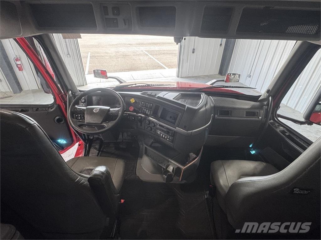 Volvo VNL64T740 Ciągniki siodłowe