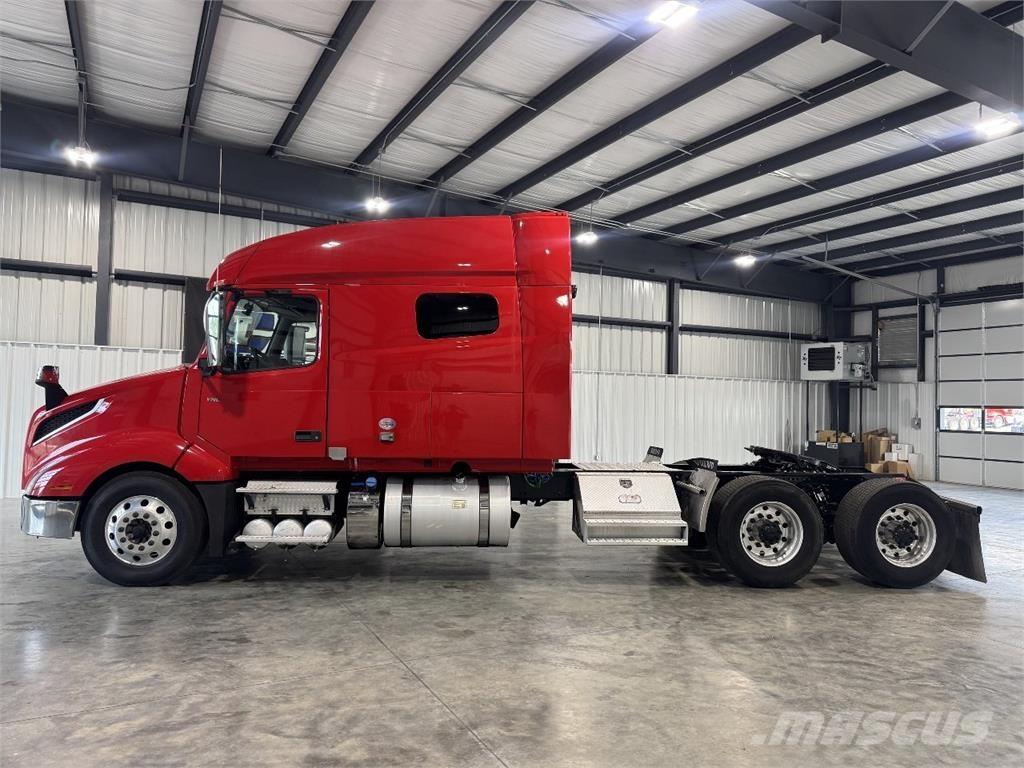 Volvo VNL64T740 Ciągniki siodłowe