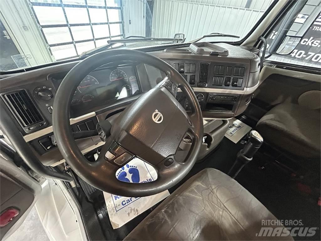 Volvo VNM64T200 Ciągniki siodłowe
