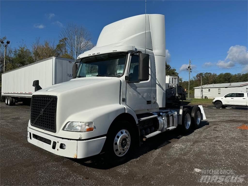 Volvo VNM64T200 Ciągniki siodłowe