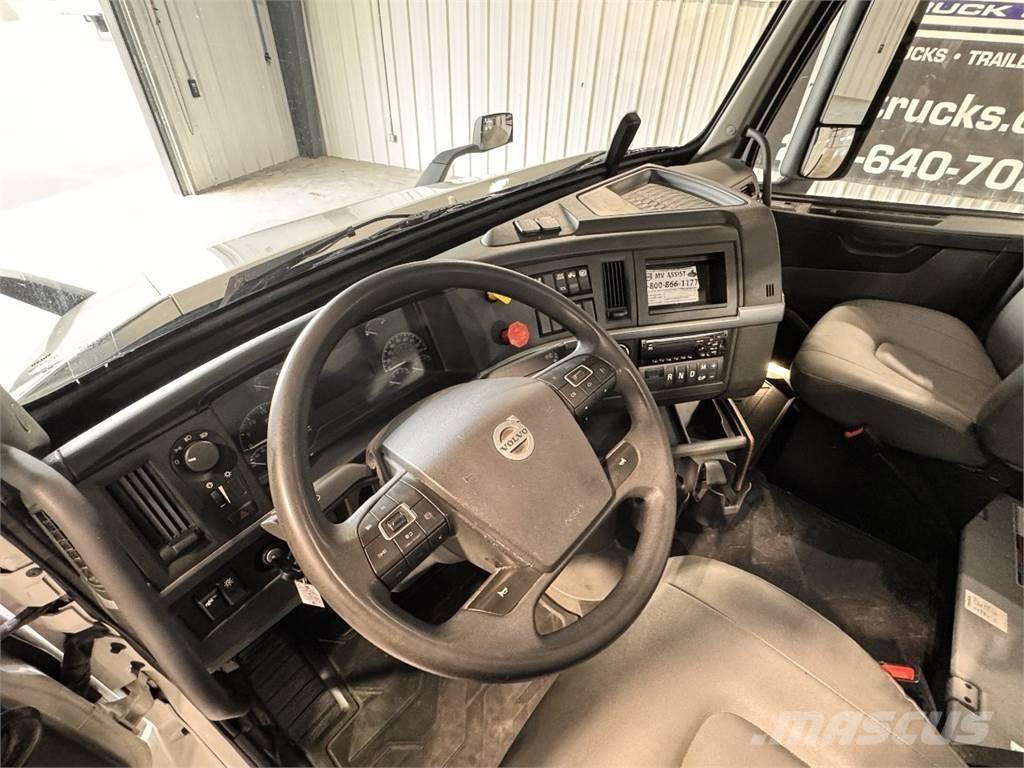 Volvo VNR64T300 Ciągniki siodłowe