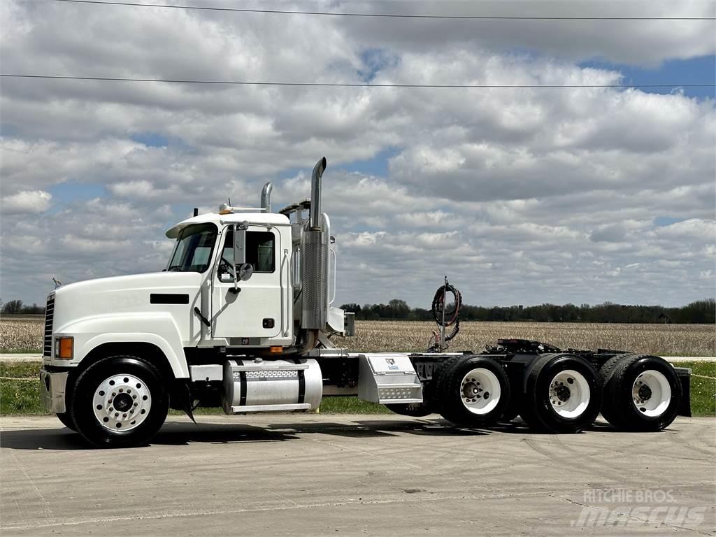 Mack CH613 Ciągniki siodłowe