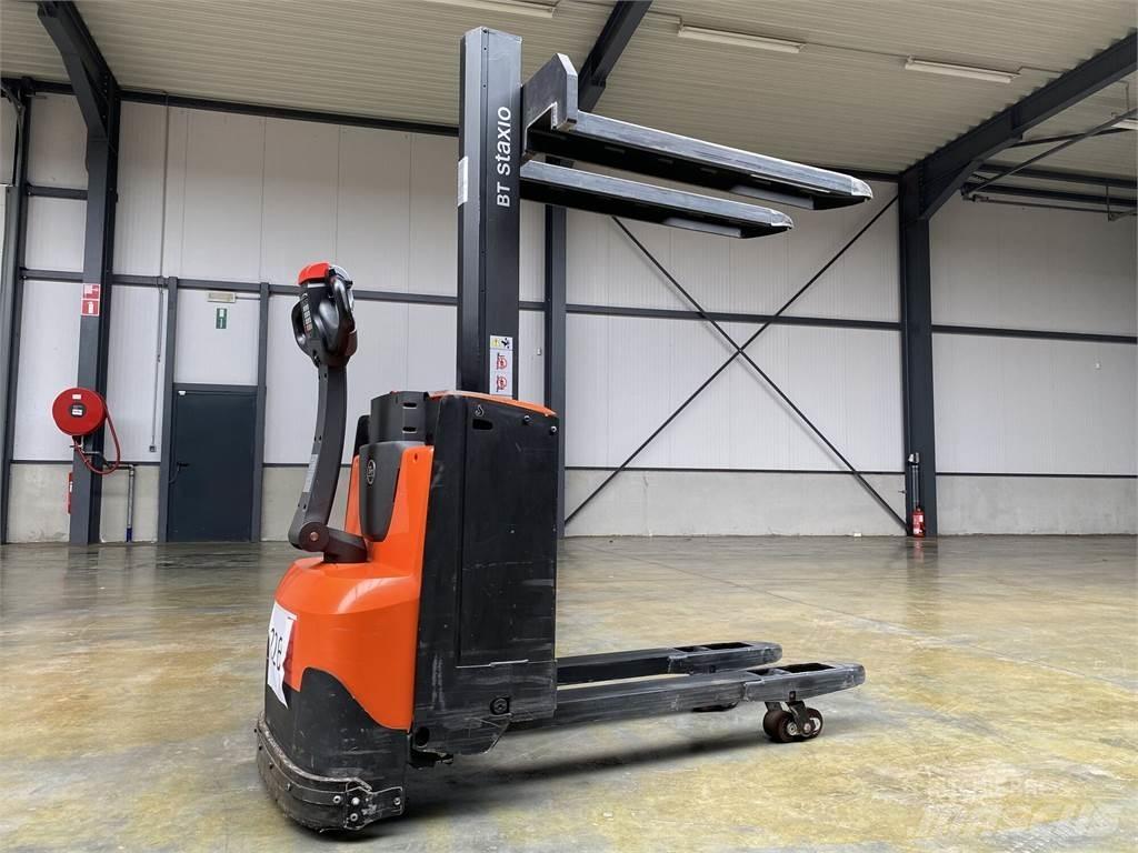Toyota BT SWE080L Samojezdne maszyny do załadunku