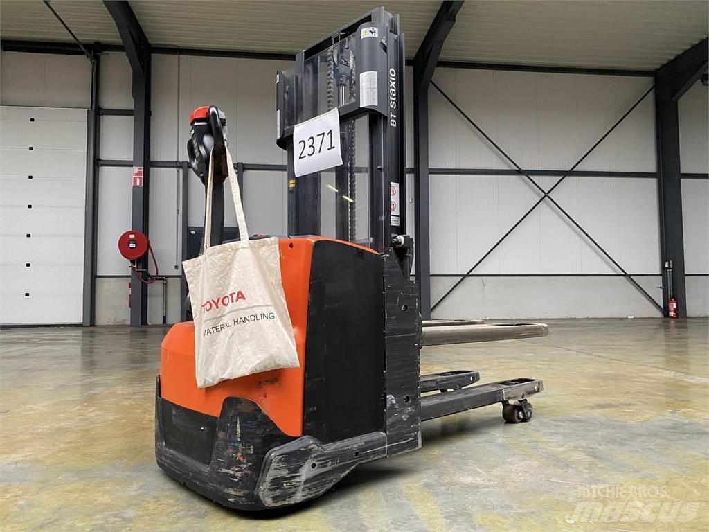 Toyota SWE200D Samojezdne maszyny do załadunku