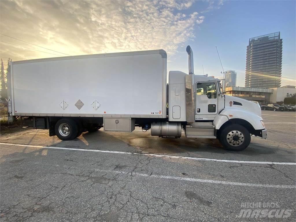 Kenworth T440 Pojazdy pod zabudowę