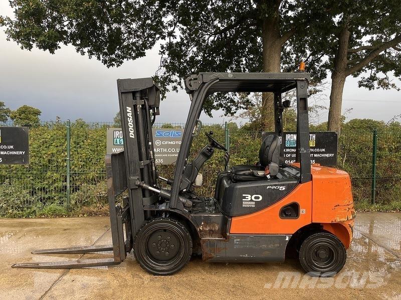 Doosan D30S-5 Wózki widłowe inne