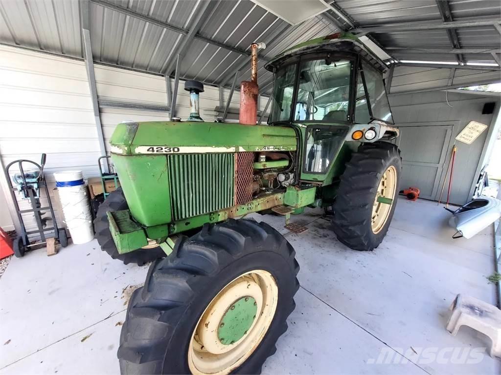 John Deere 4230 Ciągniki rolnicze