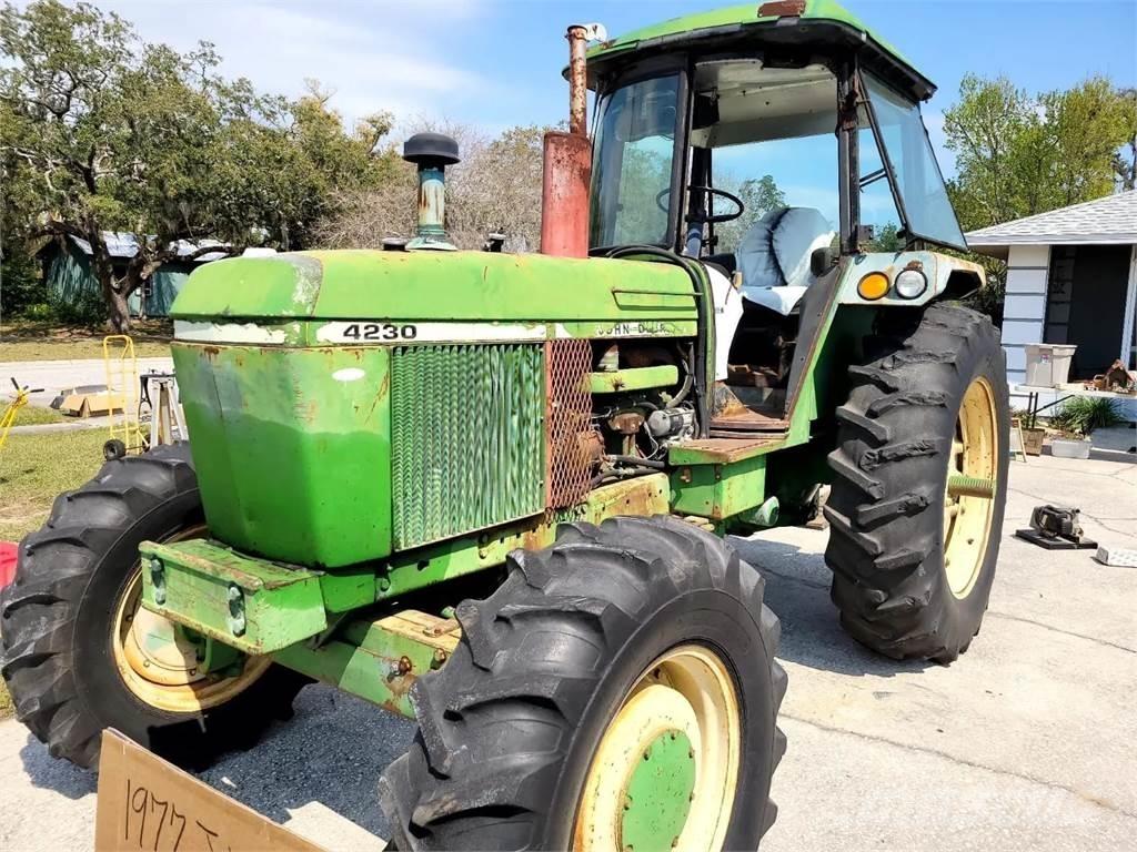 John Deere 4230 Ciągniki rolnicze