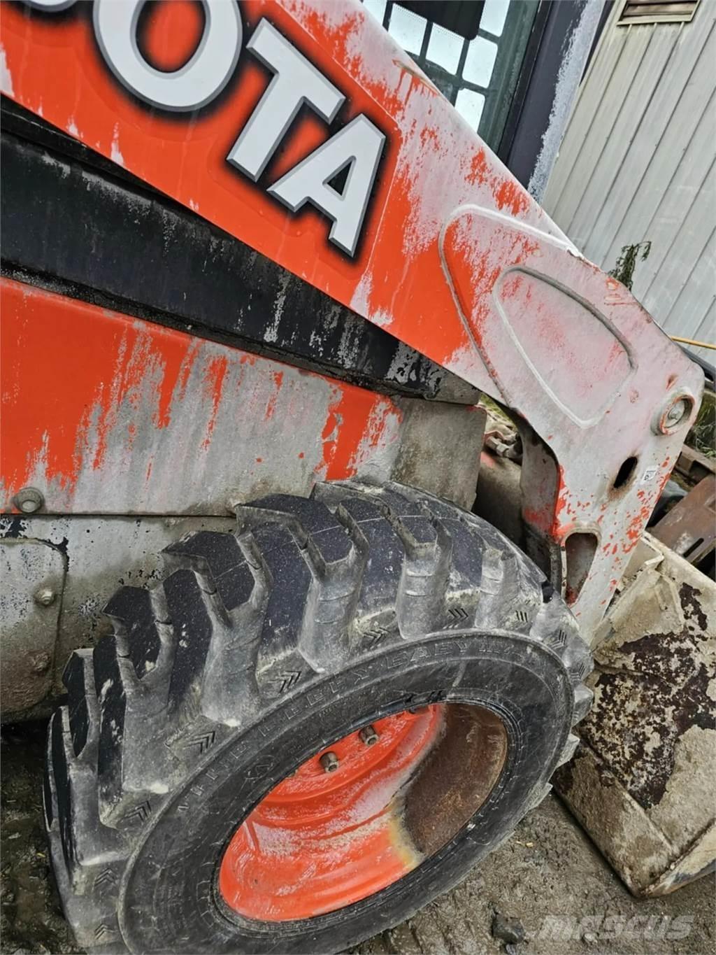 Kubota SSV75 Inne akcesoria