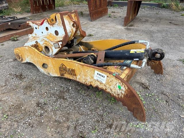 AMI  Koparki gąsienicowe