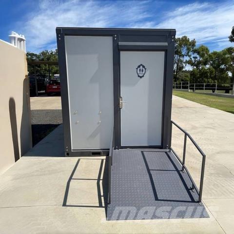  Bastone Baraki budowlane