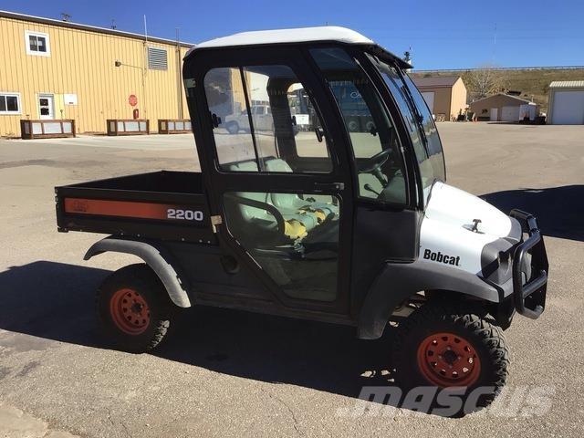 Bobcat 2200 Maszyny komunalne