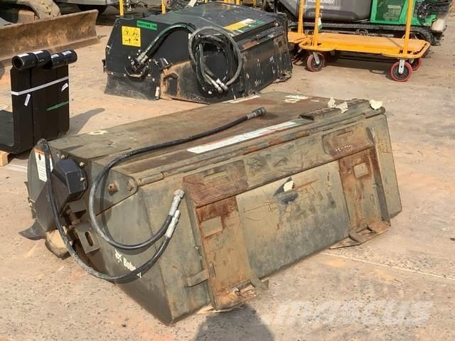 Bobcat 6707144 Zamiatarki - Zgarniarki - Odśnieżarki