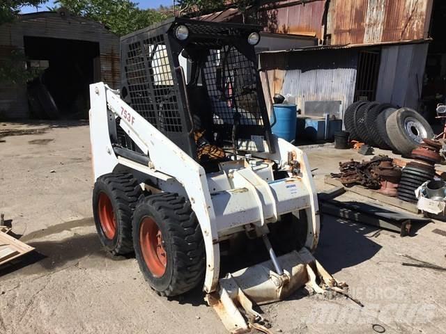 Bobcat 753F Ładowarki burtowe