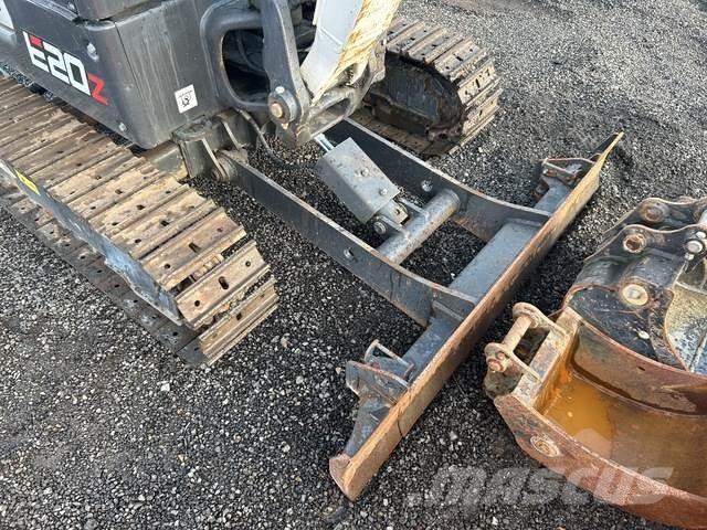 Bobcat E20Z Minikoparki