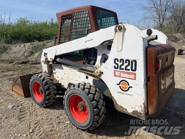 Bobcat S220 Ładowarki burtowe