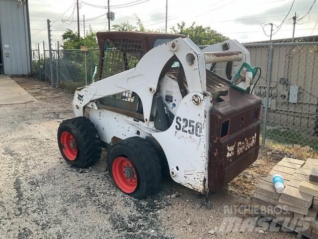 Bobcat S250 Ładowarki burtowe